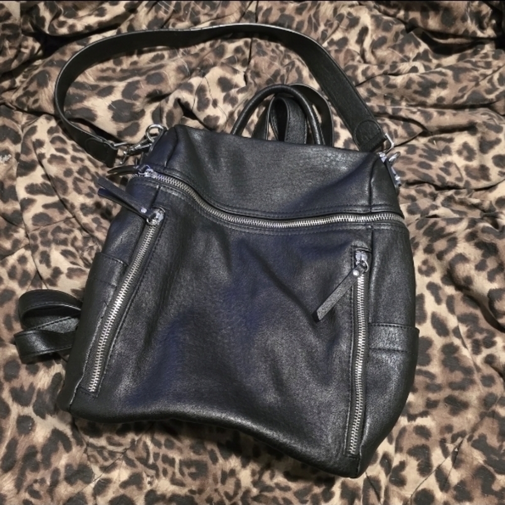 Black Backpack/Shoulder Bag